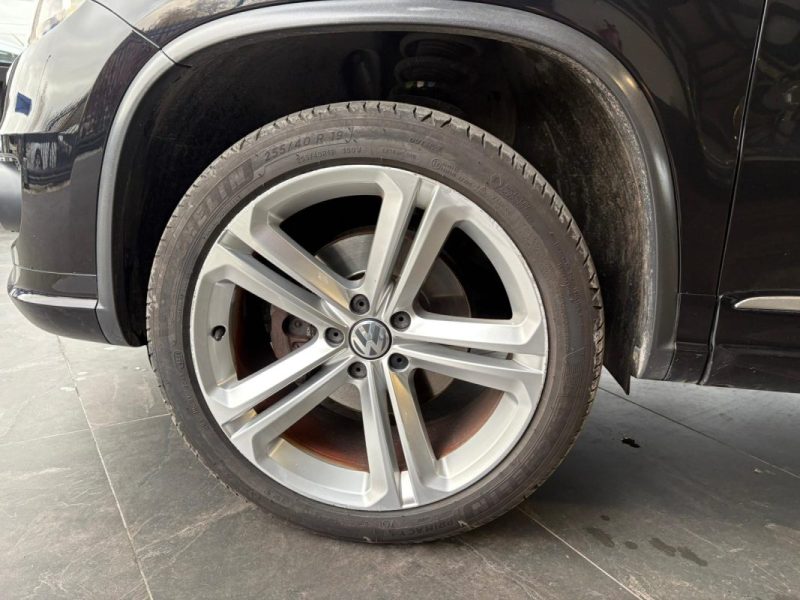 Tiguan 2.0 TDI 140ch 🚙 R-Line 4 Motion ✨ Toit pano ouvrant 🌅 Reprise 🔄 Garantie 🛡️