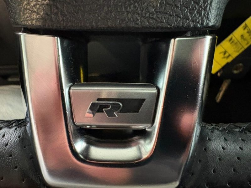 Tiguan 2.0 TDI 140ch 🚙 R-Line 4 Motion ✨ Toit pano ouvrant 🌅 Reprise 🔄 Garantie 🛡️