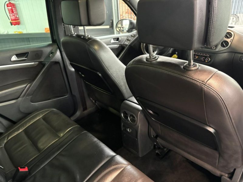 Tiguan 2.0 TDI 140ch 🚙 R-Line 4 Motion ✨ Toit pano ouvrant 🌅 Reprise 🔄 Garantie 🛡️