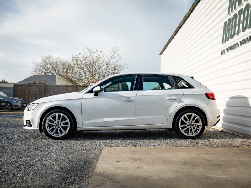 AUDI A3 30 TDI 1.6 116Cv SPORT 