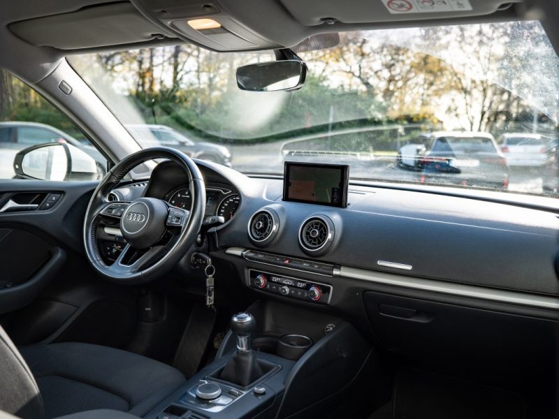 AUDI A3 30 TDI 1.6 116Cv SPORT 