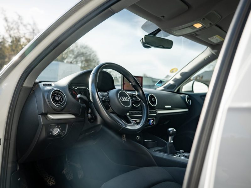 AUDI A3 30 TDI 1.6 116Cv SPORT 