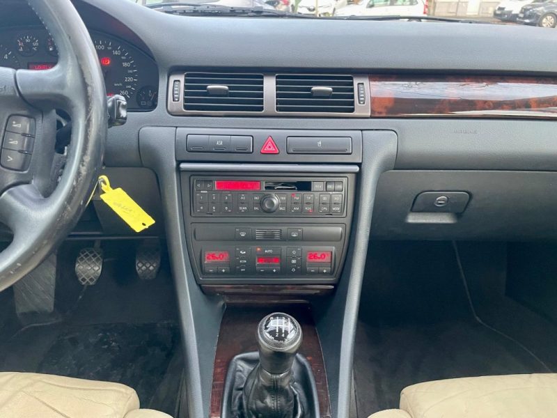 AUDI A6  2.5 V6 TDI 150 PACK LUXE 