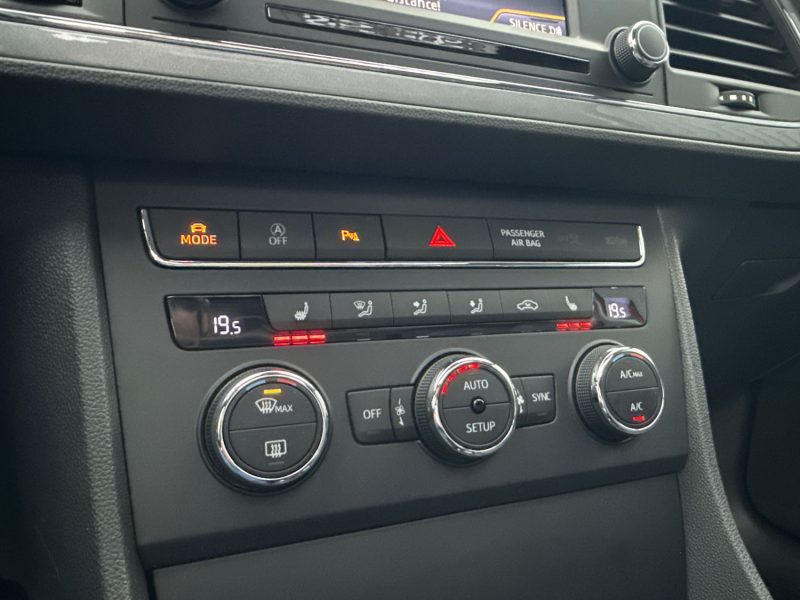 SEAT LEON 1.4 TSI 140CH START&STOP FR 1ÈRE MAIN  