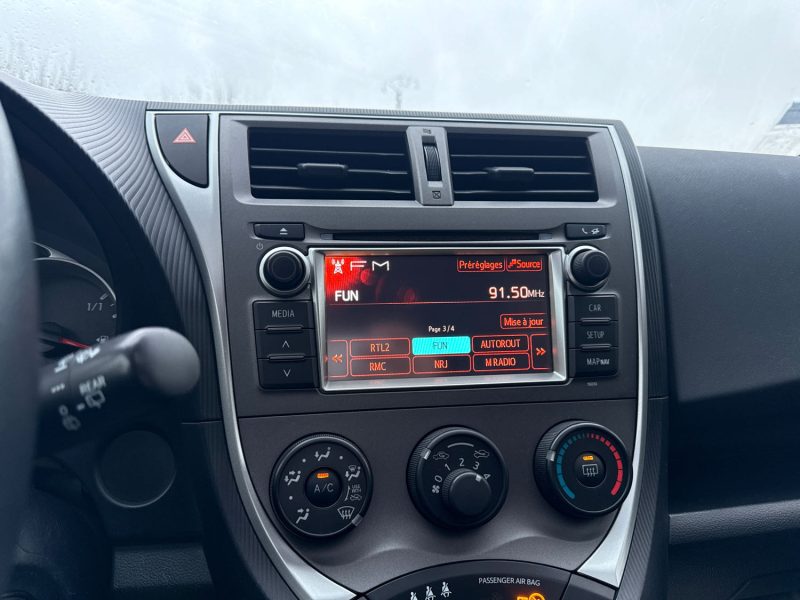 TOYOTA VERSO-S 100 VVT-I DYNAMIC 