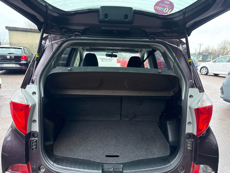 TOYOTA VERSO-S 100 VVT-I DYNAMIC 