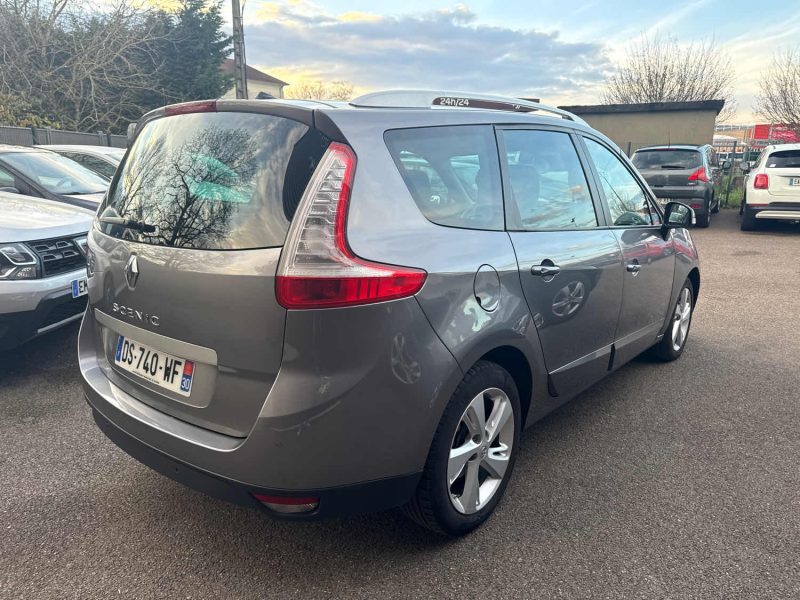 RENAULT GRAND SCENIC III 1.5 DCI 110CH LIMITED 7 PLACES