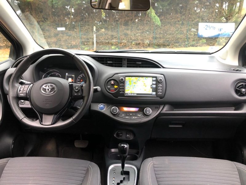 TOYOTA YARIS III 100H 1.5 HYBRID  DYNAMIC 2018