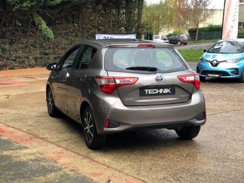 TOYOTA YARIS III 100H 1.5 HYBRID  DYNAMIC 2018