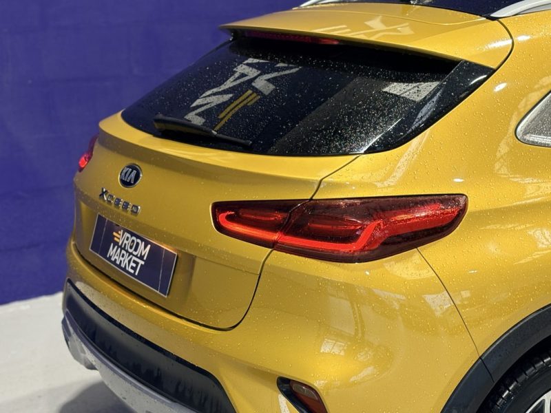 Kia  XCEED 1.4 T-GDI 140ch 2020 - Edition lunch - Toit ouvrant - Park assist - Camera de recul 