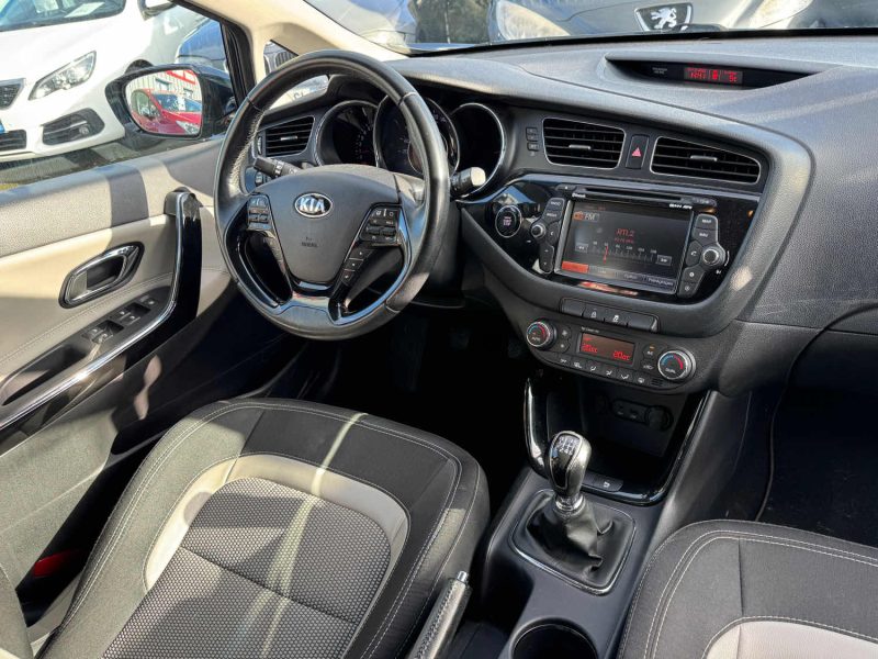 KIA CEE-D 1.6 GDI 135 ACTIVE 2016
