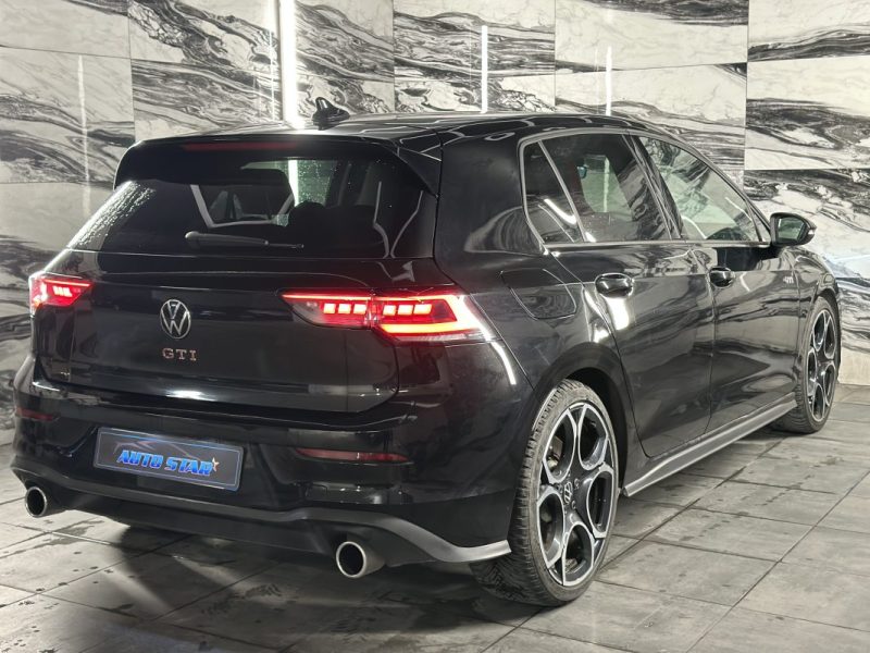 VOLKSWAGEN GOLF GTI  2024