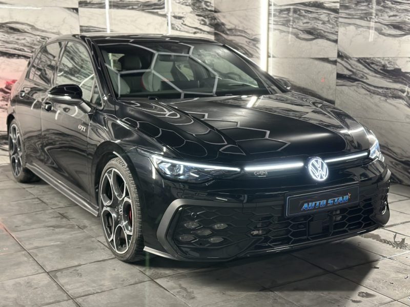 VOLKSWAGEN GOLF GTI  2024