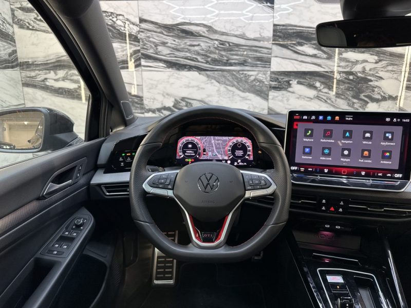 VOLKSWAGEN GOLF GTI  2024