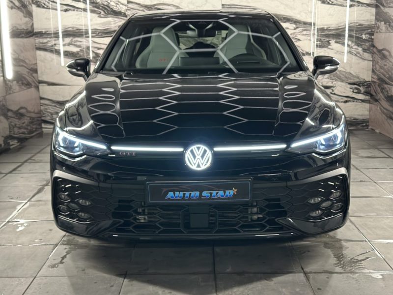 VOLKSWAGEN GOLF GTI  2024