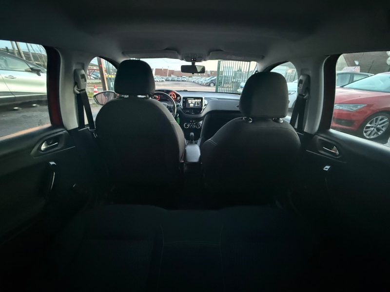 PEUGEOT 208 PHASE 2 1.6 HDI 75CV - 8V TURBO  2015