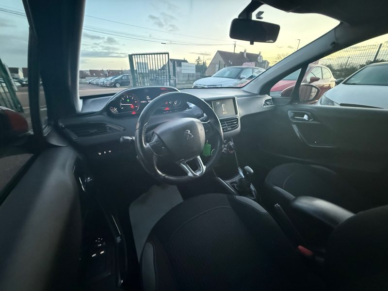 PEUGEOT 208 PHASE 2 1.6 HDI 75CV - 8V TURBO  2015