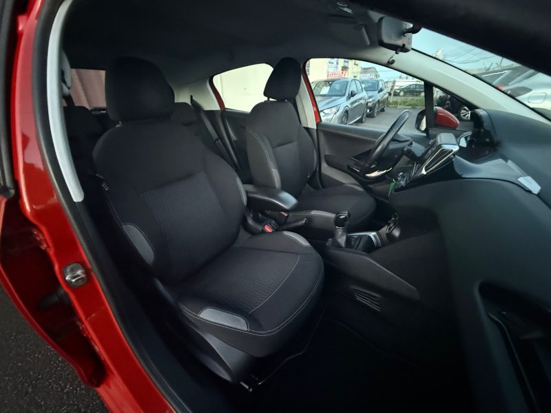 PEUGEOT 208 PHASE 2 1.6 HDI 75CV - 8V TURBO  2015