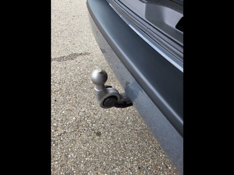 VOLKSWAGEN MULTIVAN T7 LIFE EDITION LONG R1823