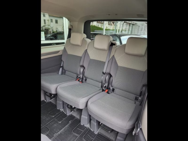 Volkswagen MULTIVAN T7 LIFE EDITION LONG R1823