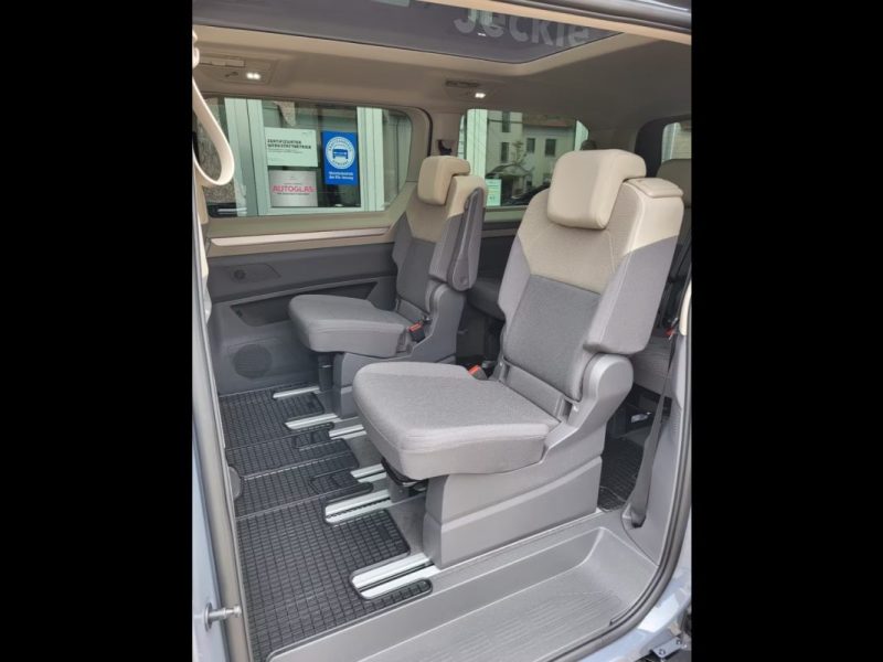 VOLKSWAGEN MULTIVAN T7 LIFE EDITION LONG R1823