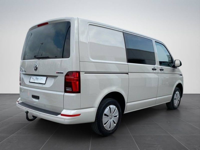 VOLKSWAGEN T6 TRANSPORTER 2.0 TDI DSG R1825