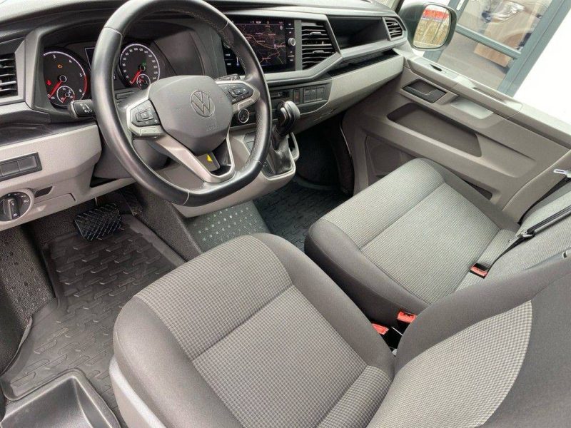 VOLKSWAGEN T6 TRANSPORTER 2.0 TDI DSG R1825