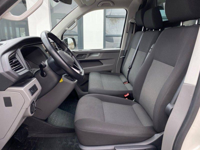 VOLKSWAGEN T6 TRANSPORTER 2.0 TDI DSG R1825