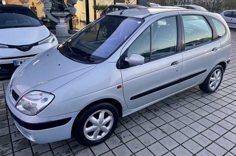 RENAULT MEGANE SCENIC MEGANE DYNAMIQUE 1.6 16V BVA PROACTIVE 2000