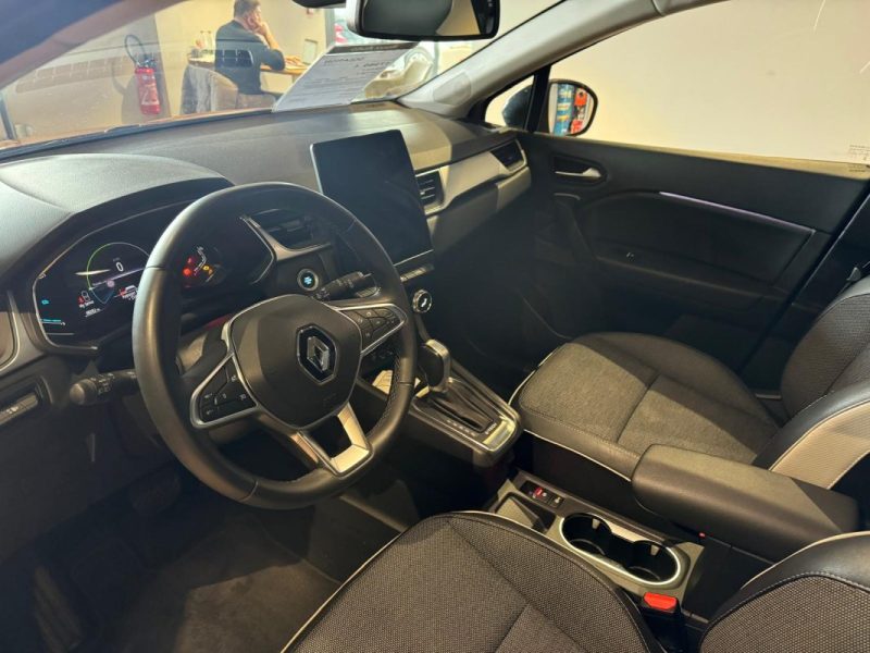 RENAULT CAPTUR 2 1.6 E-TECH 145 INTENS / CAMERA 360° / ECRAN 9.3P / CHARGEUR INDUCTION  2022
