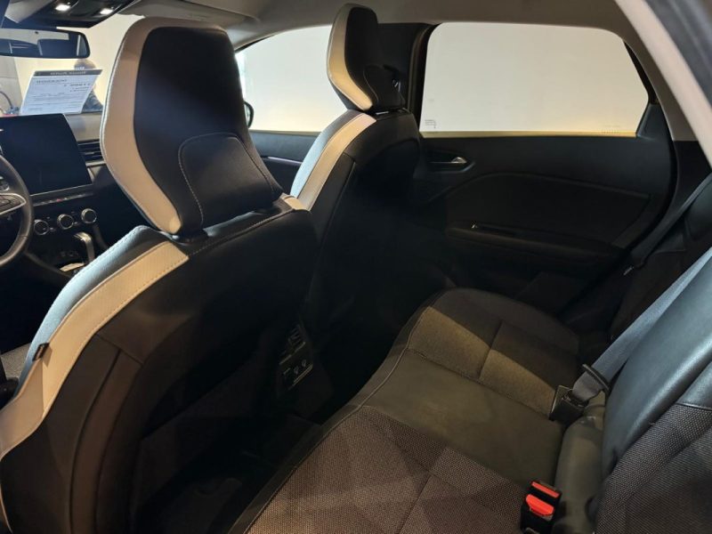 RENAULT CAPTUR 2 1.6 E-TECH 145 INTENS / CAMERA 360° / ECRAN 9.3P / CHARGEUR INDUCTION  2022