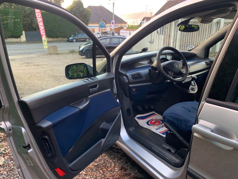 FIAT ULYSSE 2 2.0 JTD 2005