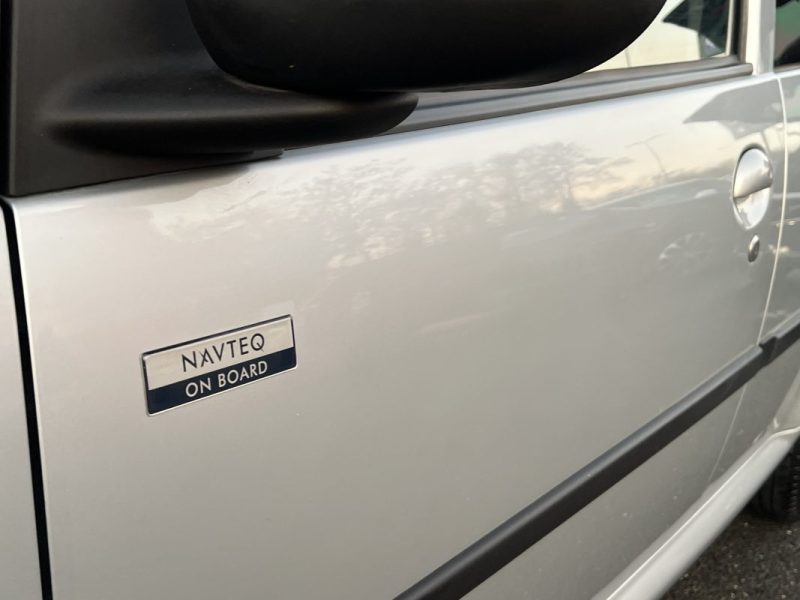 PEUGEOT 107 PHASE 2 NAVTEQ ON BOARD 1.0 68 Cv 1ERE MAIN 411 Kms REELS GPS BLUETOOTH - GARANTIE 1 AN