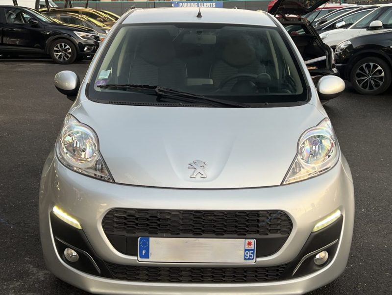 PEUGEOT 107 PHASE 2 NAVTEQ ON BOARD 1.0 68 Cv 1ERE MAIN 411 Kms REELS GPS BLUETOOTH - GARANTIE 1 AN