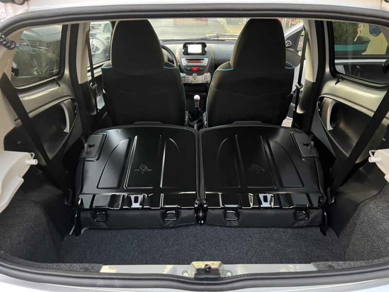 PEUGEOT 107 PHASE 2 NAVTEQ ON BOARD 1.0 68 Cv 1ERE MAIN 411 Kms REELS GPS BLUETOOTH - GARANTIE 1 AN