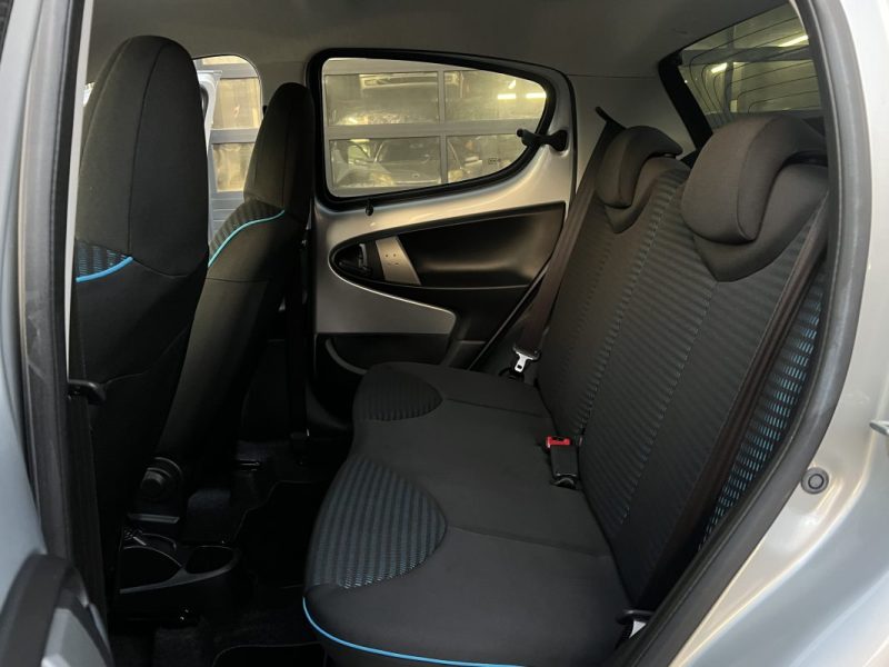 PEUGEOT 107 PHASE 2 NAVTEQ ON BOARD 1.0 68 Cv 1ERE MAIN 411 Kms REELS GPS BLUETOOTH - GARANTIE 1 AN