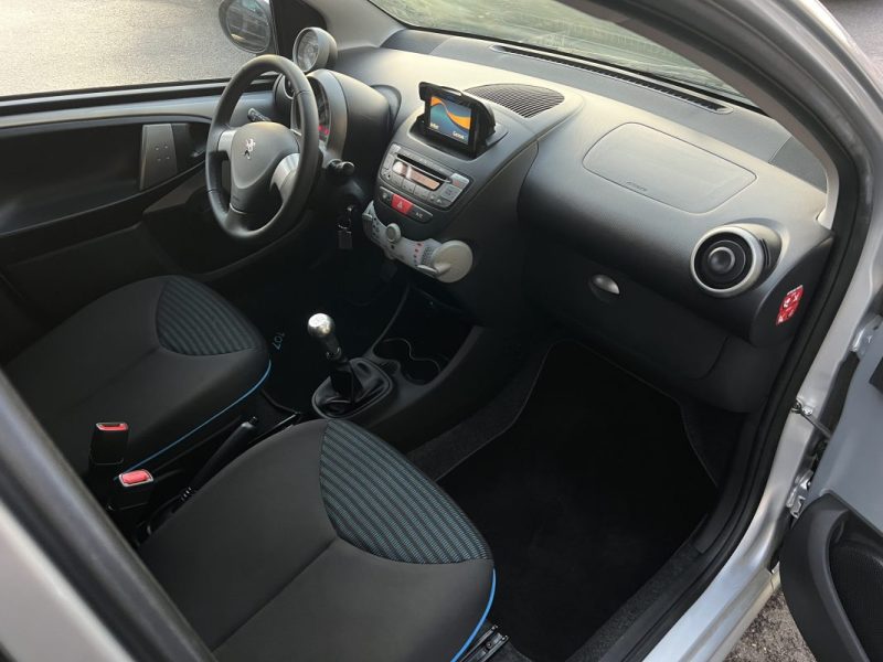 PEUGEOT 107 PHASE 2 NAVTEQ ON BOARD 1.0 68 Cv 1ERE MAIN 411 Kms REELS GPS BLUETOOTH - GARANTIE 1 AN