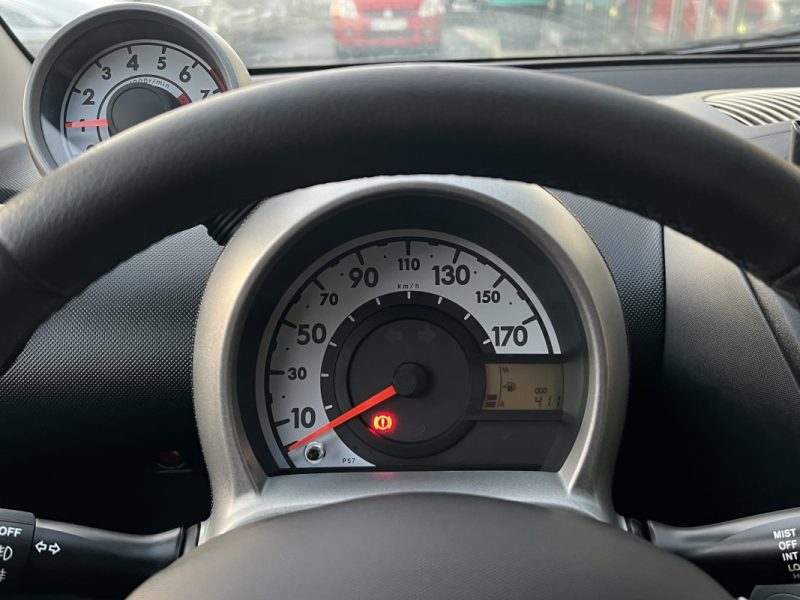 PEUGEOT 107 PHASE 2 NAVTEQ ON BOARD 1.0 68 Cv 1ERE MAIN 411 Kms REELS GPS BLUETOOTH - GARANTIE 1 AN