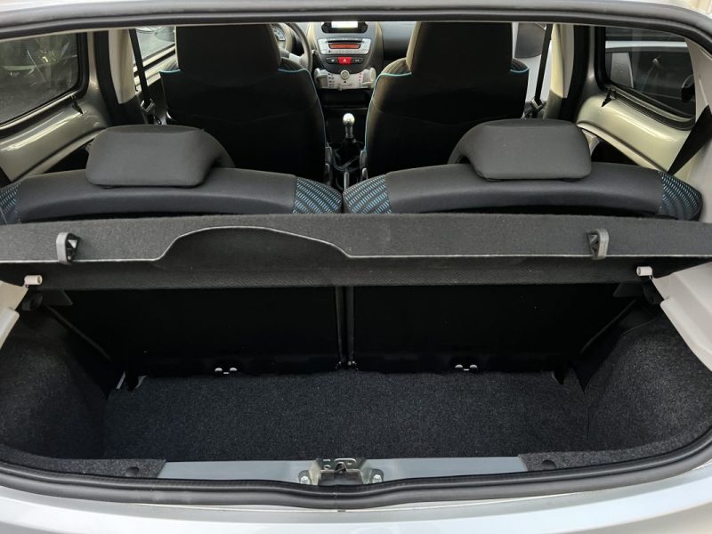 PEUGEOT 107 PHASE 2 NAVTEQ ON BOARD 1.0 68 Cv 1ERE MAIN 411 Kms REELS GPS BLUETOOTH - GARANTIE 1 AN