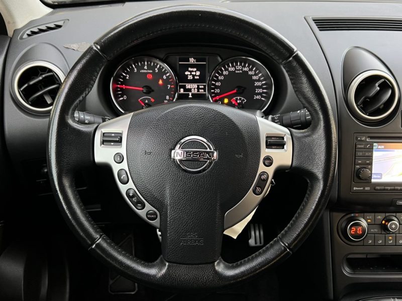 NISSAN QASHQAI PHASE 2 CONNECT EDITION 360 1.6 i 117 Cv 58 300 Km TOIT PANO GPS CAMERA - Garantie1an