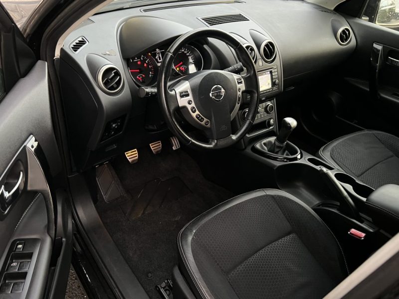 NISSAN QASHQAI PHASE 2 CONNECT EDITION 360 1.6 i 117 Cv 58 300 Km TOIT PANO GPS CAMERA - Garantie1an