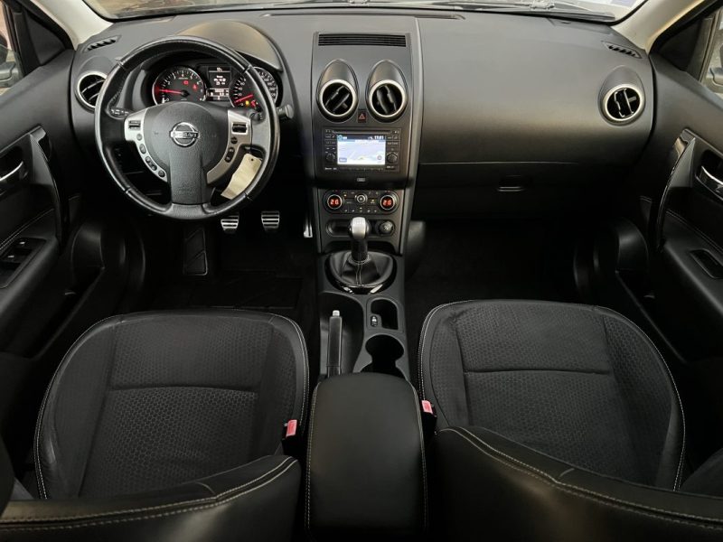 NISSAN QASHQAI PHASE 2 CONNECT EDITION 360 1.6 i 117 Cv 58 300 Km TOIT PANO GPS CAMERA - Garantie1an