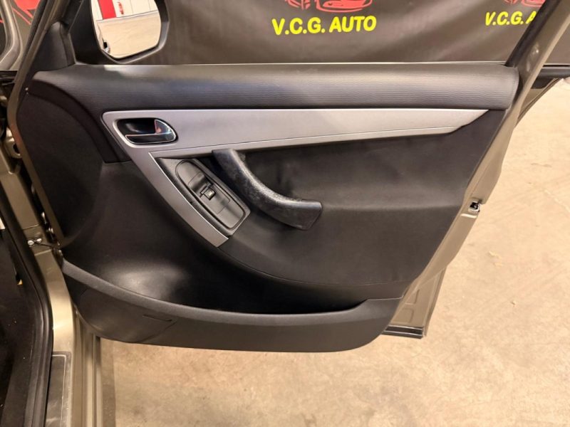 CITROEN C4 PICASSO 1.8i 16V 127ch Dynamique 