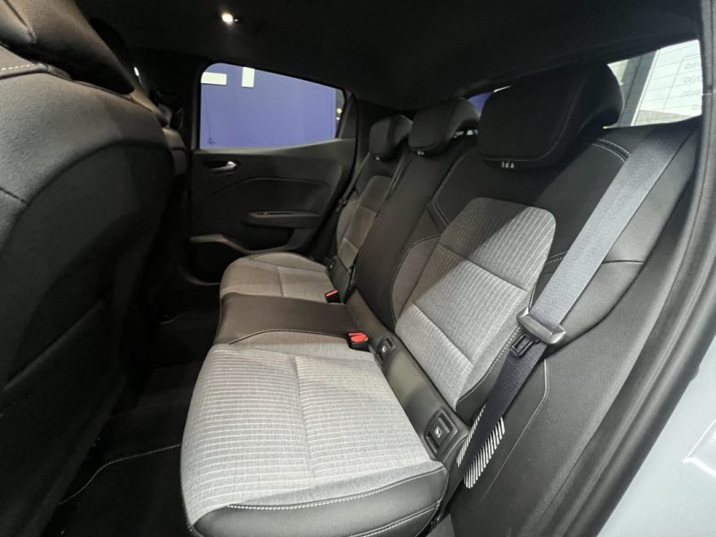 Renault Clio 5 phase 2 1.6 E-Tech Hybrid 145ch Techno | 1 500 KM | 2025 | Carplay | Caméra de recul