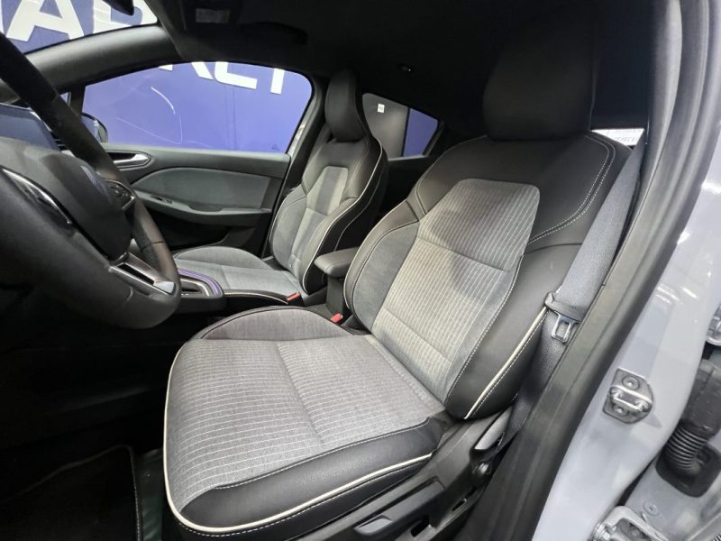 Renault Clio 5 phase 2 1.6 E-Tech Hybrid 145ch Techno | 1 500 KM | 2025 | Carplay | Caméra de recul