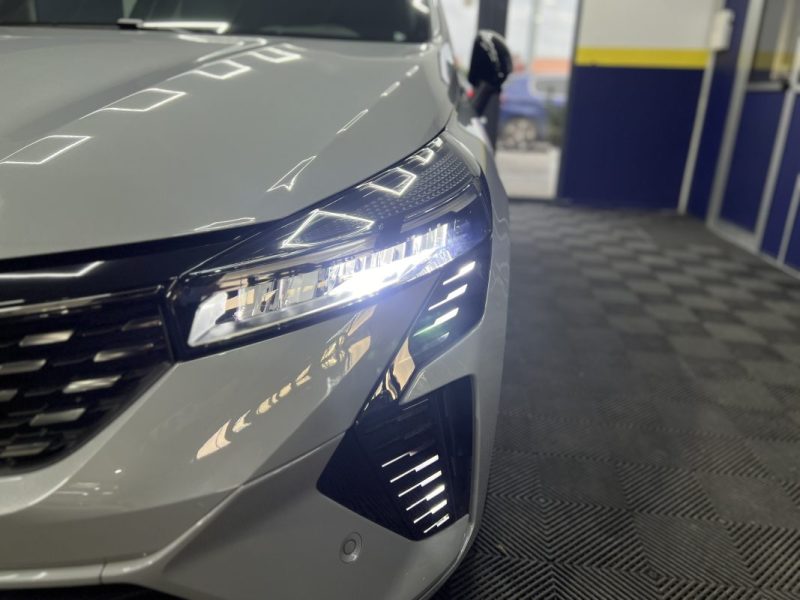 Renault Clio 5 phase 2 1.6 E-Tech Hybrid 145ch Techno | 1 500 KM | 2025 | Carplay | Caméra de recul