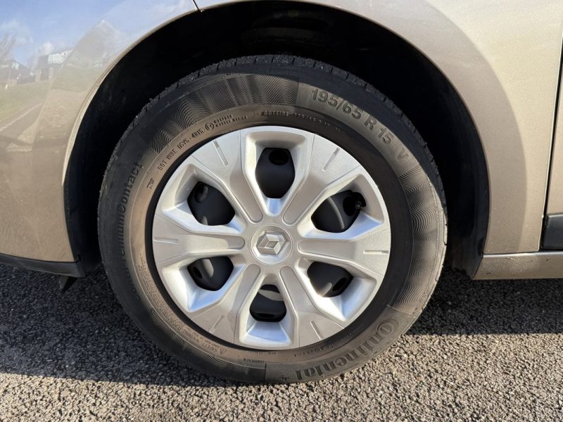 RENAULT MEGANE 1.5 DCI 85 1ÈRE MAIN 