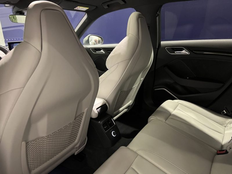AUDI RS3  SPORTBACK 2.5 TFSI 400 S TRONIC 7 QUATTRO / TOIT OUVRANT / ENTRETIEN COMPLET AUDI 