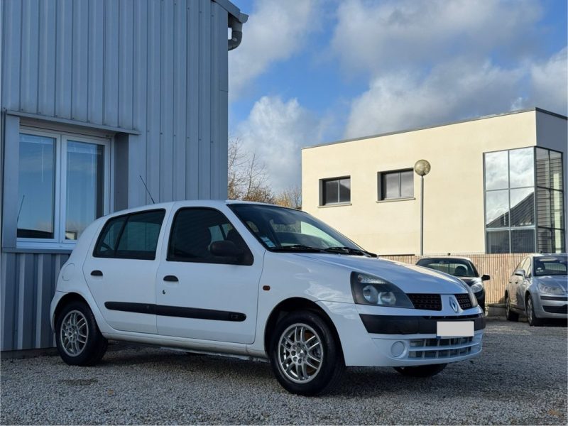 RENAULT CLIO AUTHENTIQUE 1.2  60CV 123000KM 2002