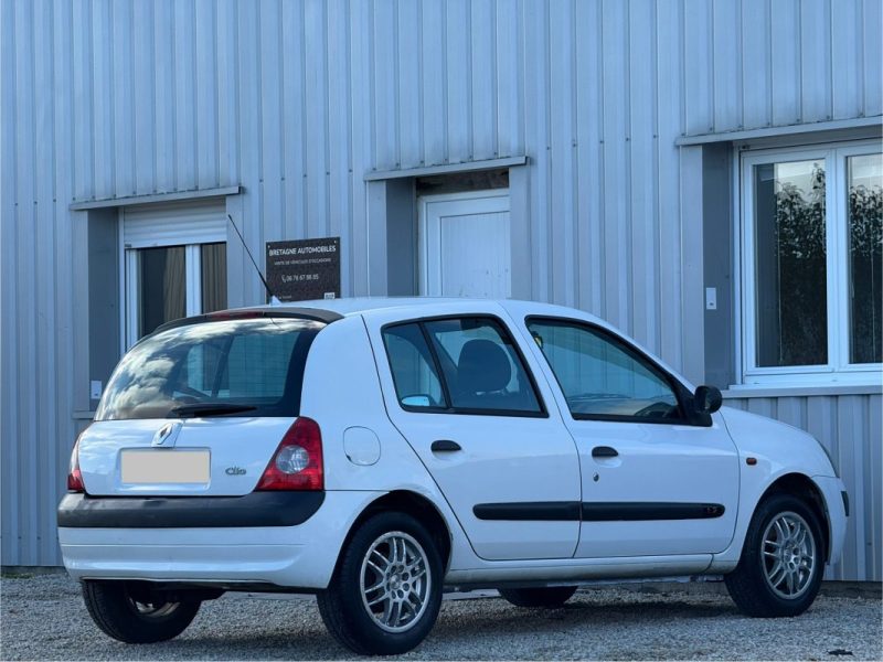 RENAULT CLIO AUTHENTIQUE 1.2  60CV 123000KM 2002